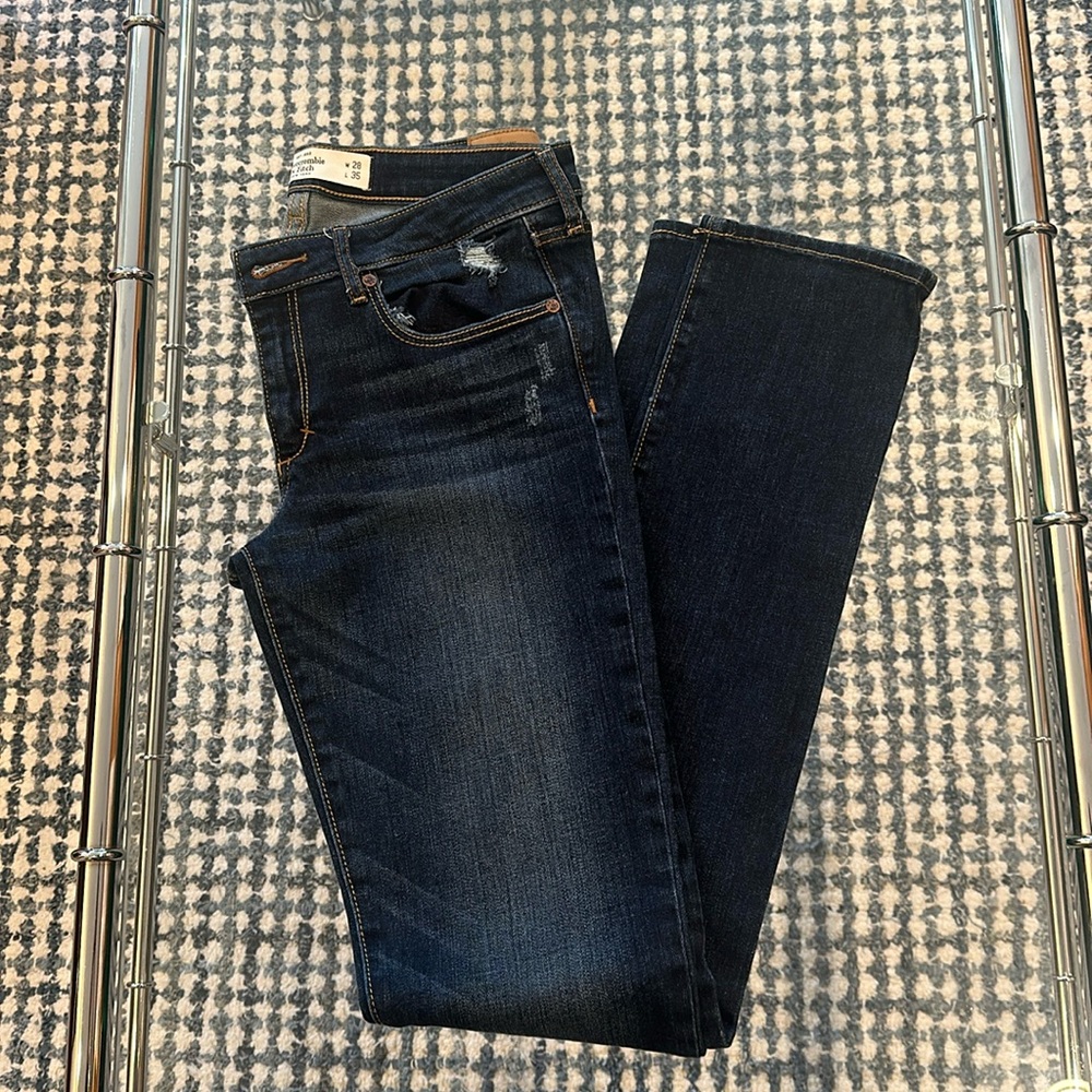 A & F jeans size 6 long